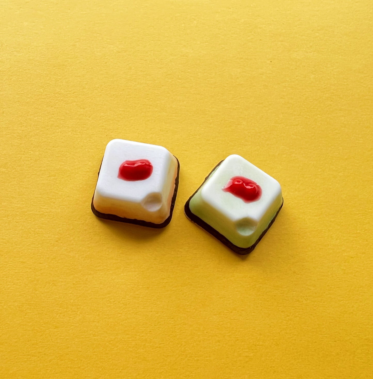 Food - Inspired Keycaps: Enhance Your Keyboard with Desserts & Snacks
